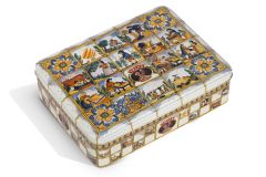 TRIAS Mosaic Mix Tin 300g (10.6oz.)