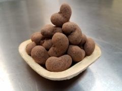 Piedras de Luna Cashews in Dark Chocolate Mitica