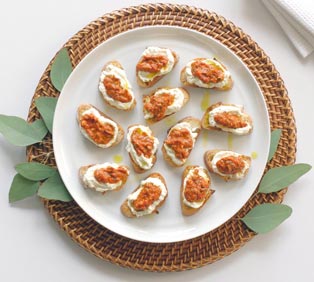 Bellucci | Recipe Red Pepper Crostini